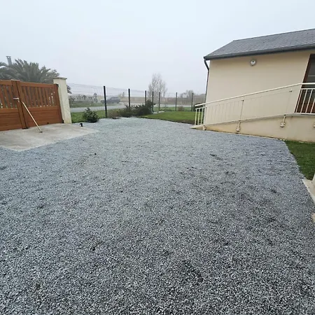 Horizon Marin Maison Plain Pied A 150m De La D'asnelles, Vue D'une Chambre, Entierement Renovee En 2026, Jardin Clos, Belle Terrasse Amenagee Et Abritee, Parking Privatif, Des Plages Du Debarquement, Proche De Tous Commerces, Pres De Bayeux 펜션 *