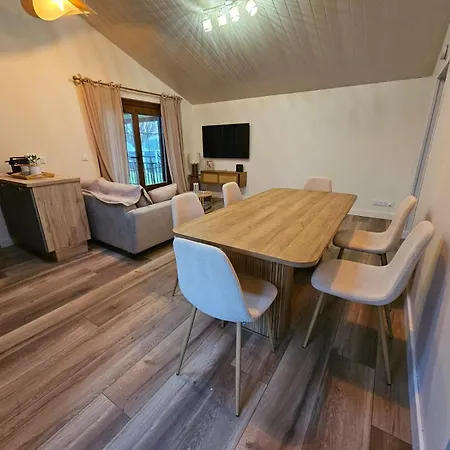 Hébergement de vacances Horizon Marin Maison Plain Pied à 150m De La D'asnelles, Vue D'une Chambre, Entièrement Rénovée En 2026, Jardin, Belle Terrasse, Parking Privatif, Au Coeur Des Plages Du Débarquement, Proche De Tous Commerces, Près De Bayeux Asnelles